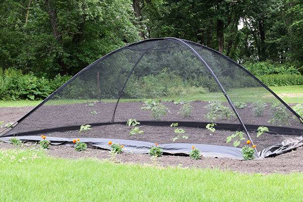EasyPro Deluxe Pond Cover Tents w/ Zippered Access